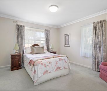 2 Corby Street, Balwyn North VIC 3104 - House For Rent | Domain - Photo 6
