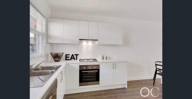 Open the Door to Sunlit Comfort - Photo 1