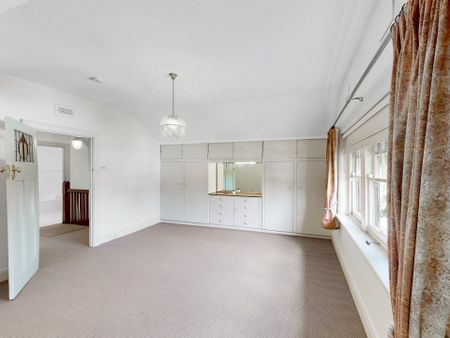 11 Tower Street, Surrey Hills - Photo 5