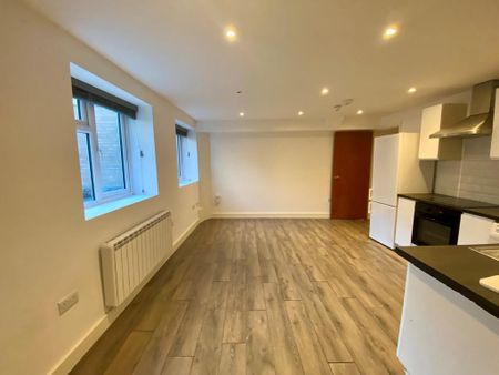 Studio to rent - Photo 3