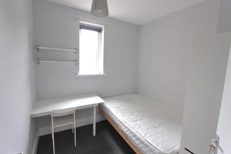 Hunter House Road, Sheffield, S11 8TW - Photo 2