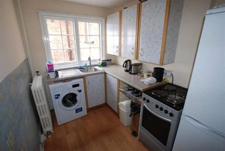 1 bedroom apartment to rent Silver Street, Stansted, CM24 - Photo 3