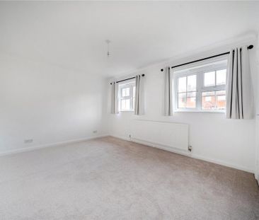 2 bedroom semi-detached house to rent - Photo 5