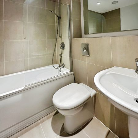 1 bedroom apartment to rent - Photo 4