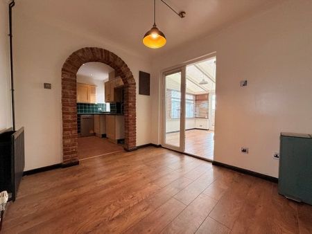 Colesbourne Road, Portsmouth - Photo 3