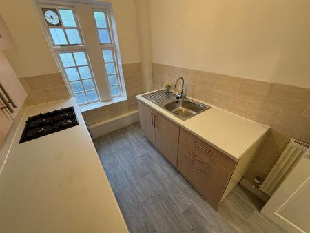 2 bedroom apartment to rent - Photo 2