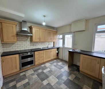 16 Queens Place, Lurgan, BT66 8BY - Photo 6