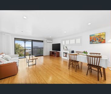1A Noonan Point Ave, Point Clare, NSW 2250 - Photo 4