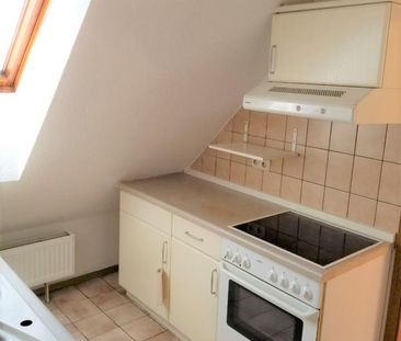 ER-Hüttendorf: Hübsche, gemütliche 1 ZW unterm Dach - Photo 1