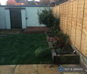 3 bedroom terraced house to rent - Photo 5