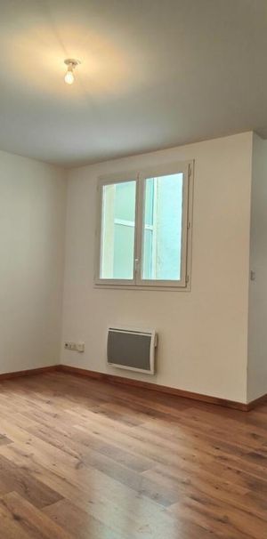 Location Appartement 1 pièce 40m² AIRE SUR L ADOUR 40800 - Photo 1