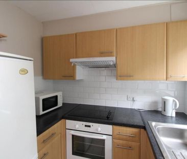 1 bedroom flat to rent - Photo 6