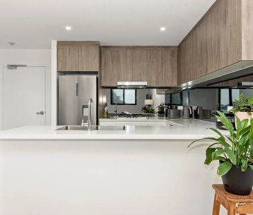 Stylish 2 Bedroom Unit in Excellent Location! - Photo 1