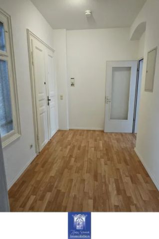 Modern und liebevoll sanierte 3-Zimmerwohnung in zentrumsnaher Lage! - Photo 2