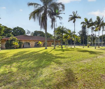 Rare One-Acre Opportunity | Massive Home | Ample Shed Space - Photo 5