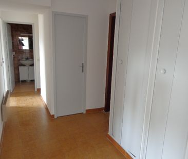Location Appartement 2 pièces 51m² DRAGUIGNAN 83300 - Photo 6
