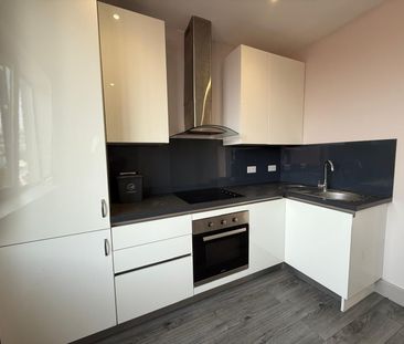 Quilters Way, Aylesbury, Stoke Mandeville - Photo 3