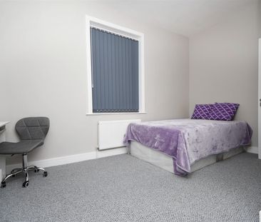 1 bed house share to rent in Ulster Street, Burnley, BB11 - Photo 1