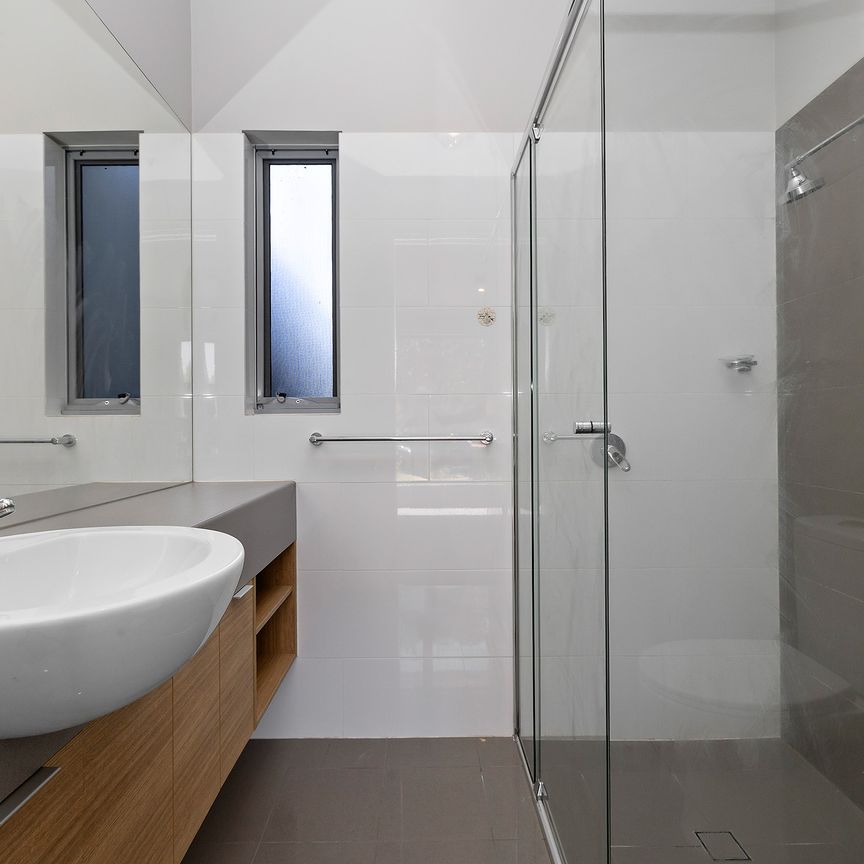 31c Lutana Crescent, Mitchell Park SA 5043 - Townhouse For Rent | Domain - Photo 1