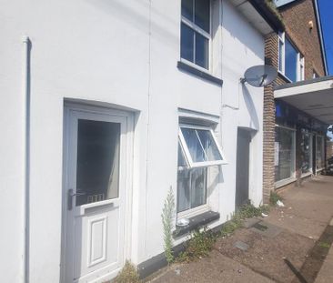 2 bedroom cottage to rent - Photo 1