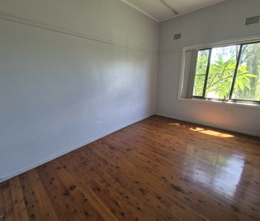 Neat and tidy 3 Bedroom Family Home!! - Photo 5