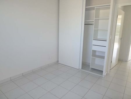 Apartment - Photo 2