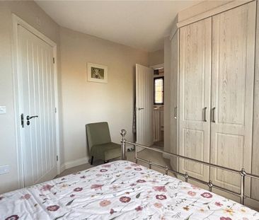 4 bedroom detached house to rent - Photo 6