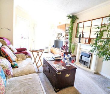 1 bedroom retirement property to rent - Photo 3