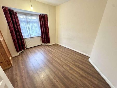 Grasmere Avenue, Hounslow, TW3 - Photo 3