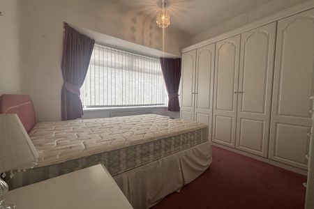 Christopher Way - Photo 4