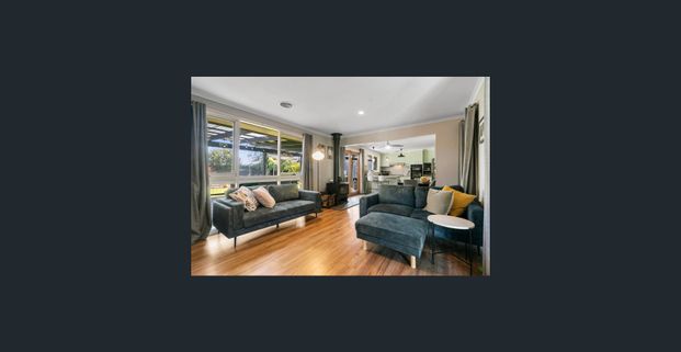 Stylish Home In West End - Photo 1