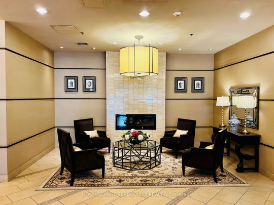 9 George Street W #1203 - Photo 1