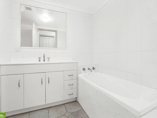 57/7 Regent Street, Wollongong NSW 2500, Wollongong - Photo 1
