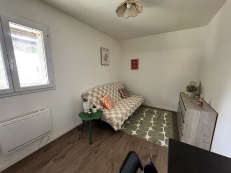 Location Studio 1 pièces 17 m2 à Saint-Quentin - Photo 2