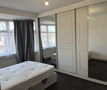 7 bedroom semi-detached house to rent - Photo 4