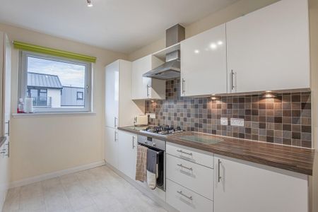 3 bedroom apartment to rent - Photo 5