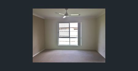 Spacious Home with Separate Media Room! - Photo 2