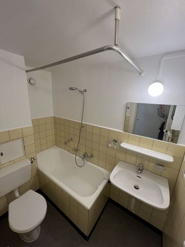 A 5 minutes du centre et de ses commodités - Photo 3