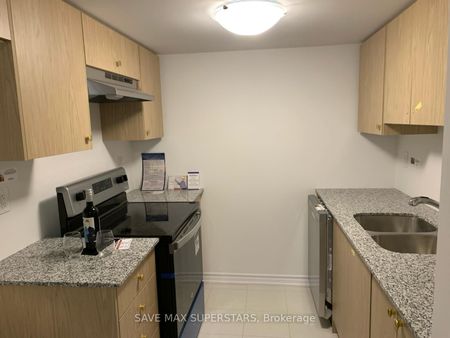 For Lease - 41 Pumpkin Corner Crescent, Barrie, Ontario - Photo 5