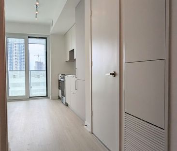 For Lease - 3883 Quartz Road Unit# 811, Mississauga, Ontario - Photo 1