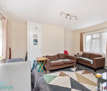 4 bedroom semi-detached house to rent - Photo 1