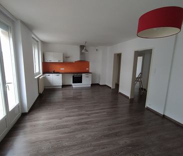 Location Appartement 3 pièces 68m² - Photo 4