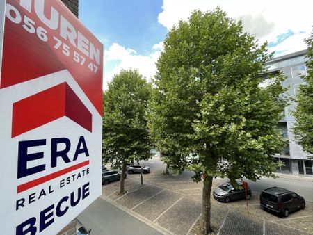 STIJLVOL APPARTEMENT IN CENTRUM KORTRIJK - Photo 3