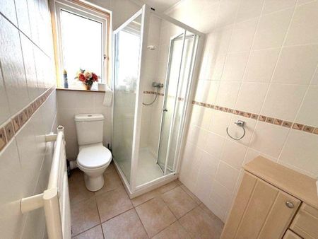 2 bedroom semi-detached house to rent - Photo 4