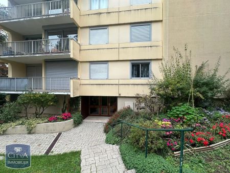 Appartement à louer 3 pièces 68.25m² - Photo 2