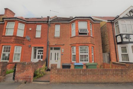 Queens Avenue - Photo 5