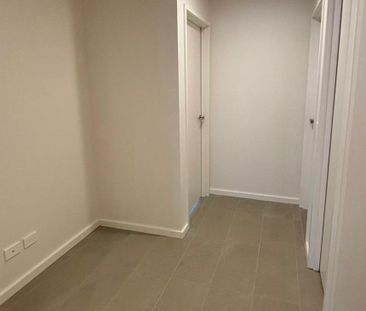 Brand NEW TWO bedder Apartment in Melrose Park Village - Photo 3