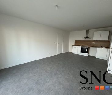 T3 AVEC BALCON ET PARKING - Photo 3