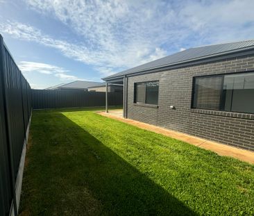 Brand New Family Home in Munno Para - Photo 4