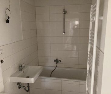 Günstige 3,5-Zimmer-Wohnung in zentraler Lage mit großem Balkon - Photo 5